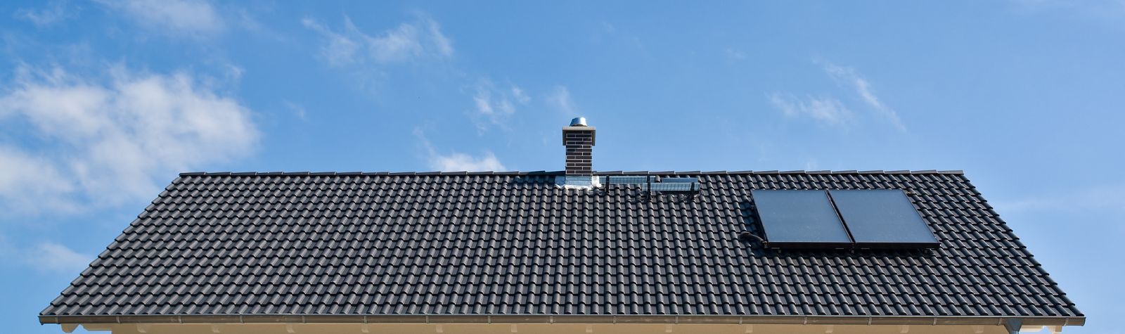 2024 Guide to Solar Roof Tiles in the UK: Costs, Pros & Cons